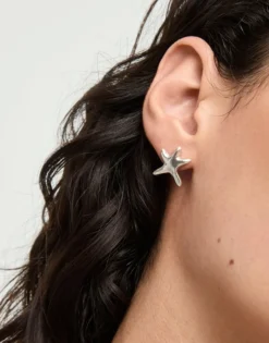 Small starfish earrings