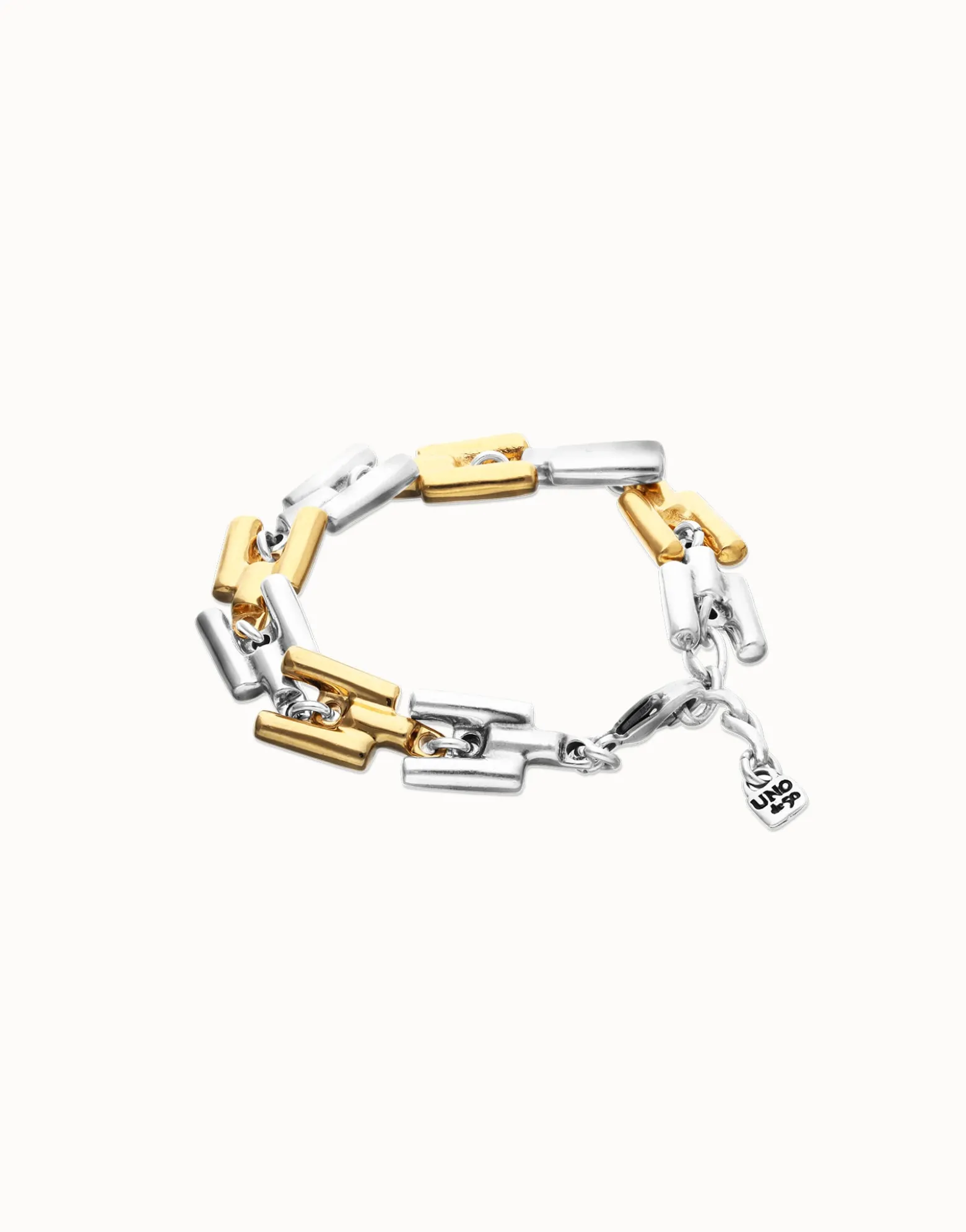 Square links chain bracelet