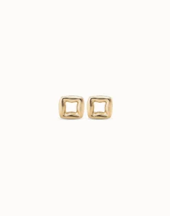 Square stud earrings