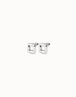 Square stud earrings