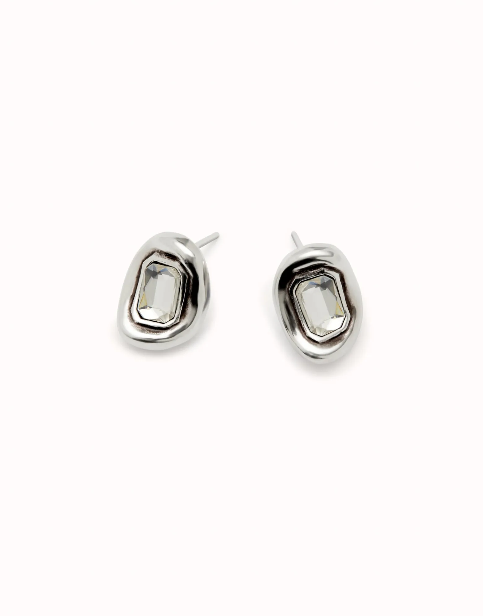 Stud earrings with white faceted crystal