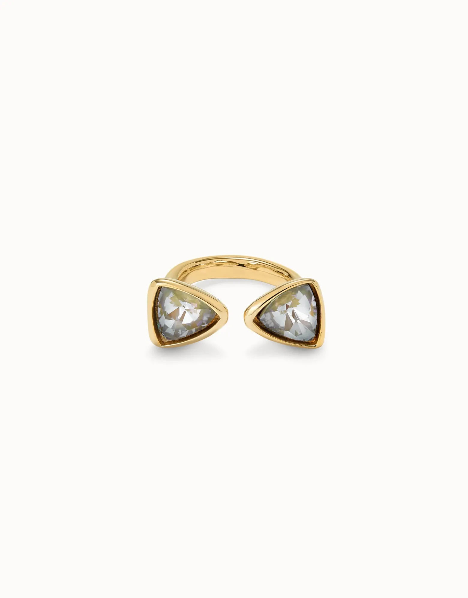 Triangular ring with two crystals