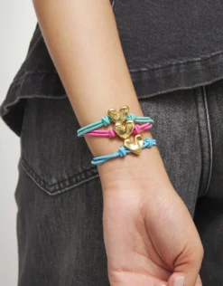 Turquoise elastic thread bracelet with heart charm