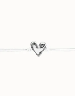 White leather bracelet with heart detail